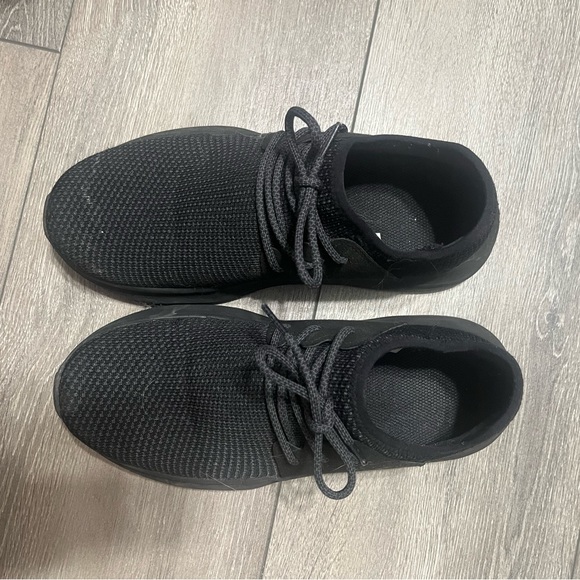 Vessi shoes - Picture 1 of 2